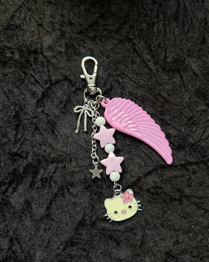 Angel Hello kitty keychain<3