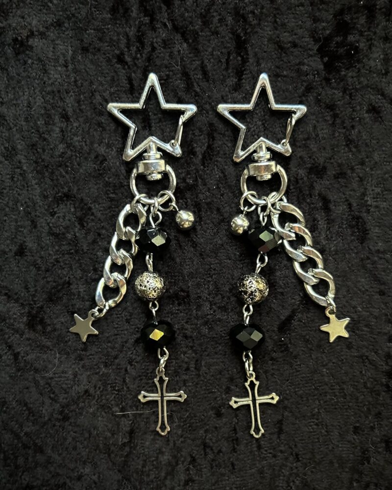 Gothic star shoe charms