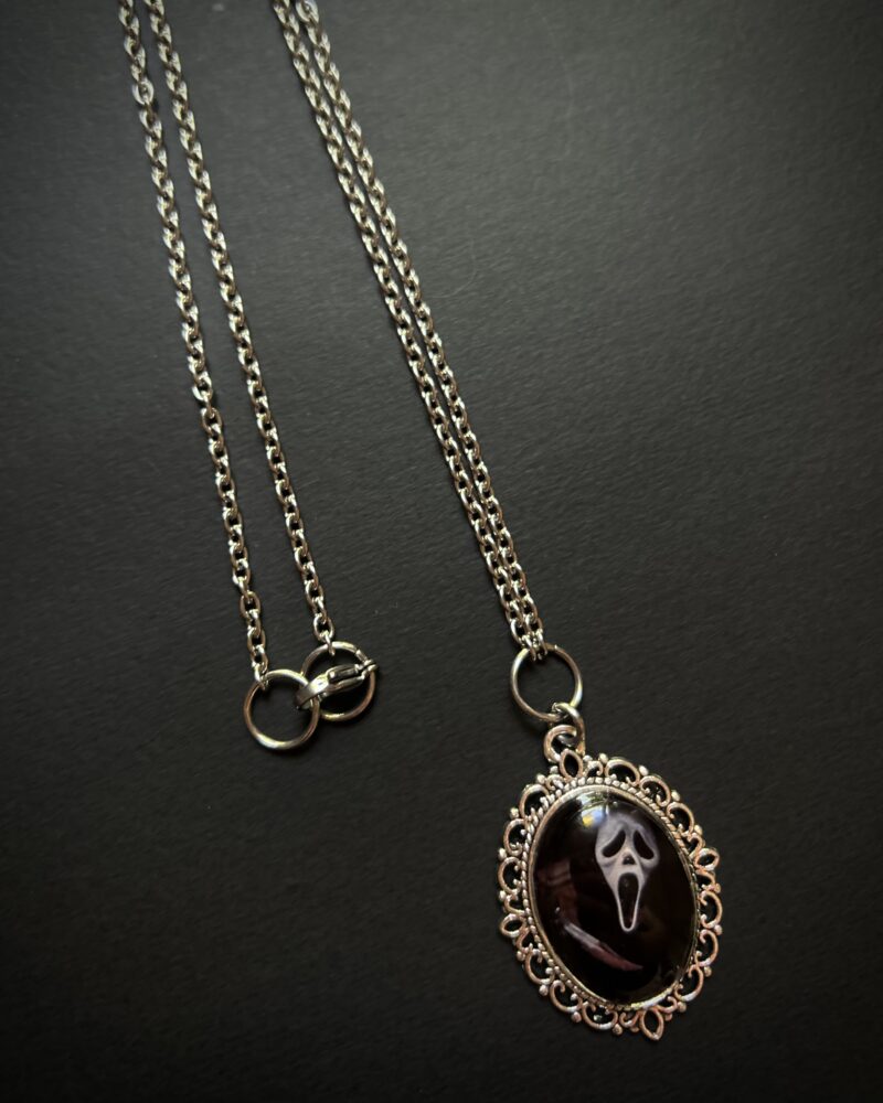 Ghostface chain