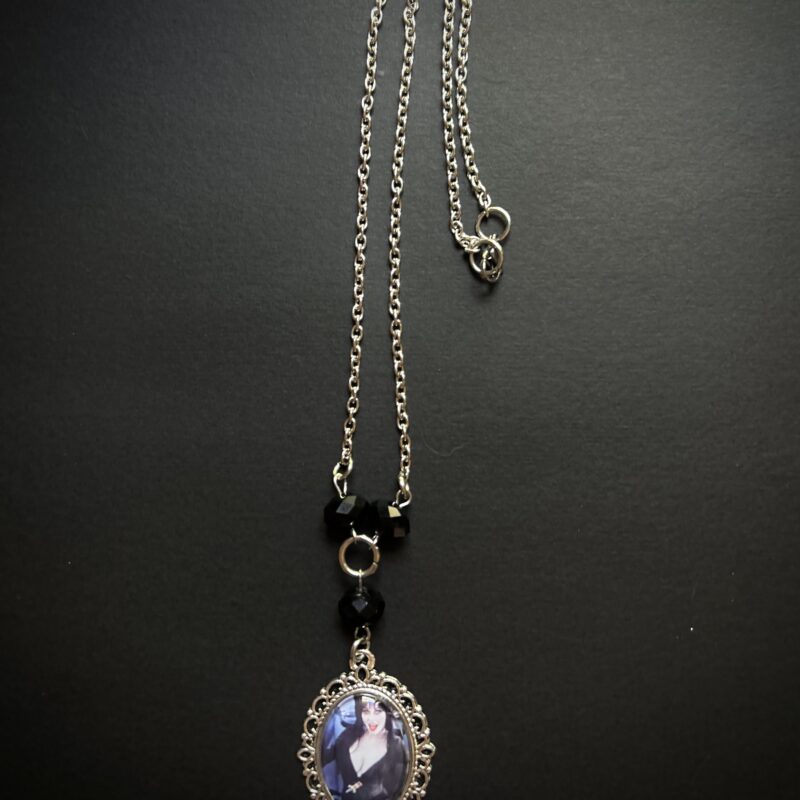Elvira chain